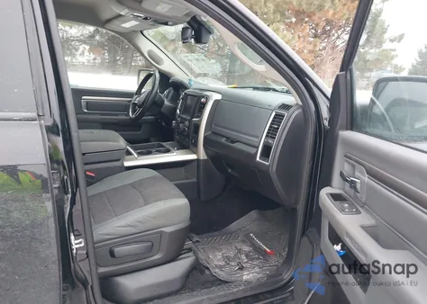 2015 Ram 1500 Outdoorsman z USA, uszkodzony, nr VIN 1C6RR7LT4FS525319